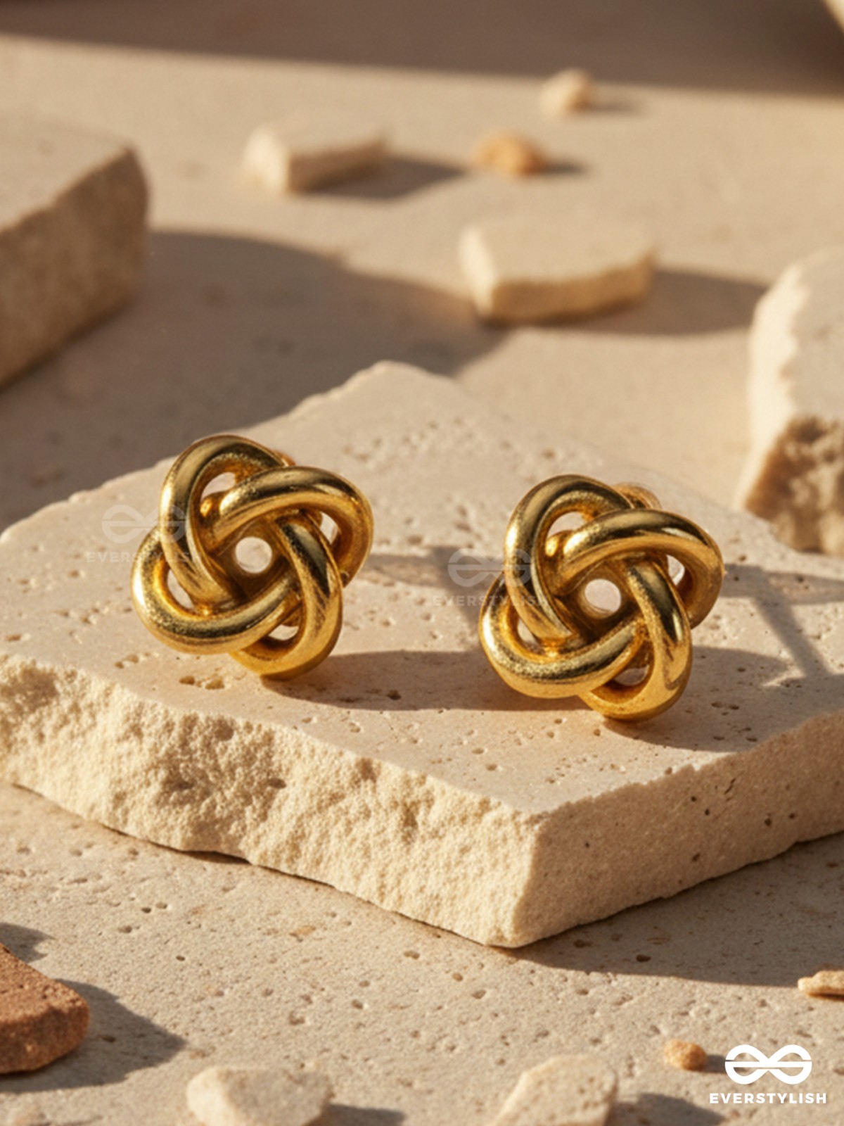 EMBER LOOP –INTERTWINED GOLDEN STUD EARRINGS
