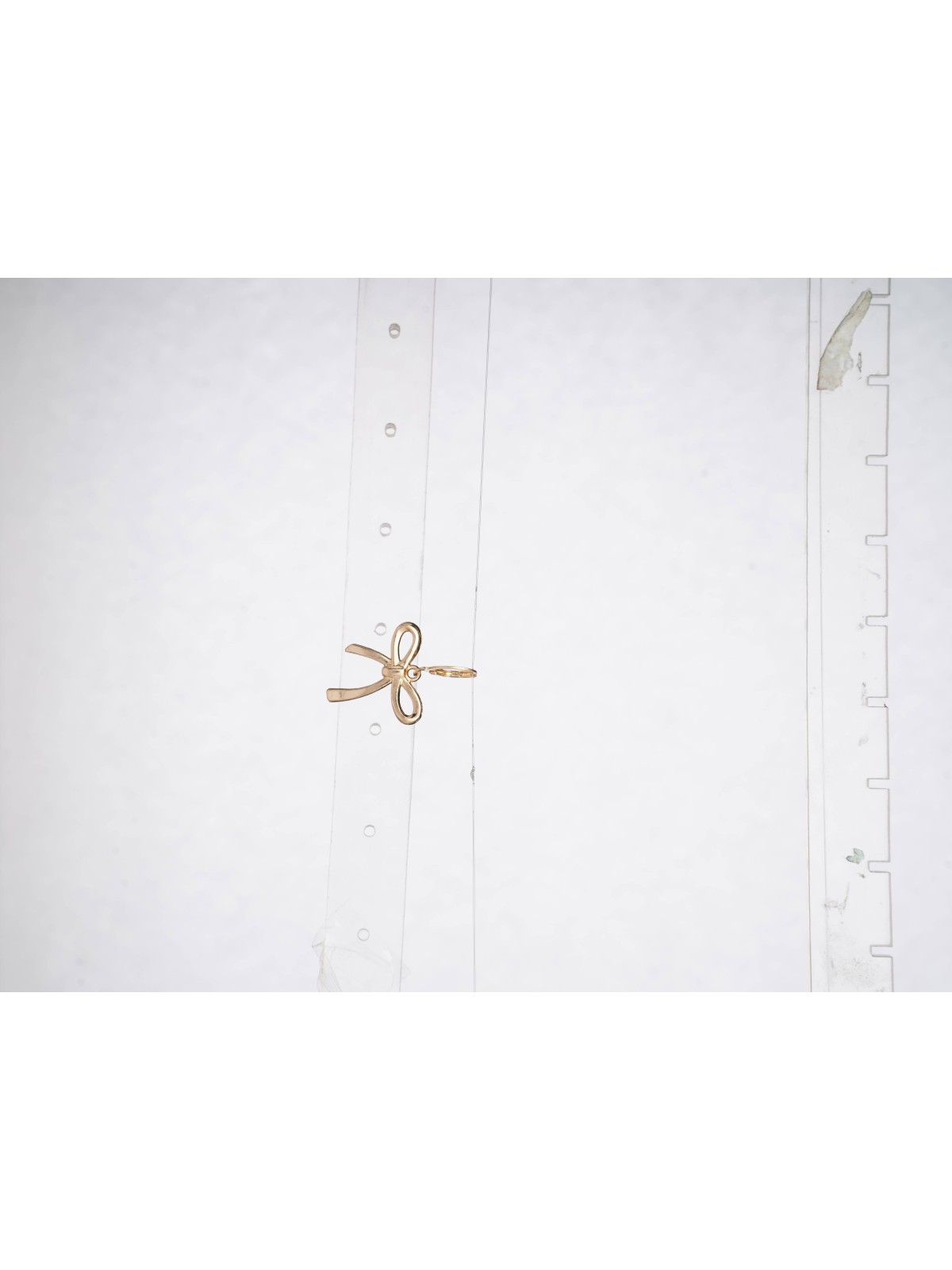 BOWBELLE – DELICATE BOW DROP EARRINGS