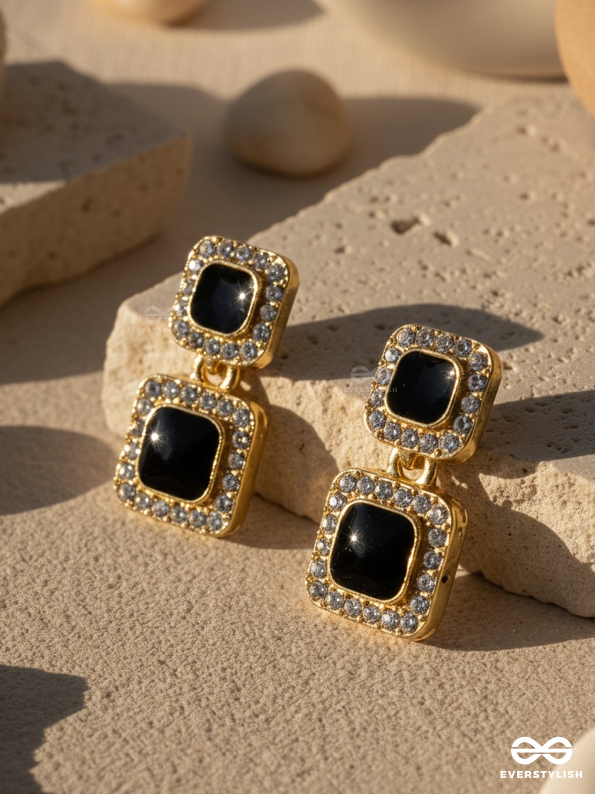 BADDIE BLOCK – STATEMENT BLACK DROP EARRINGS WITH RHINESTONES