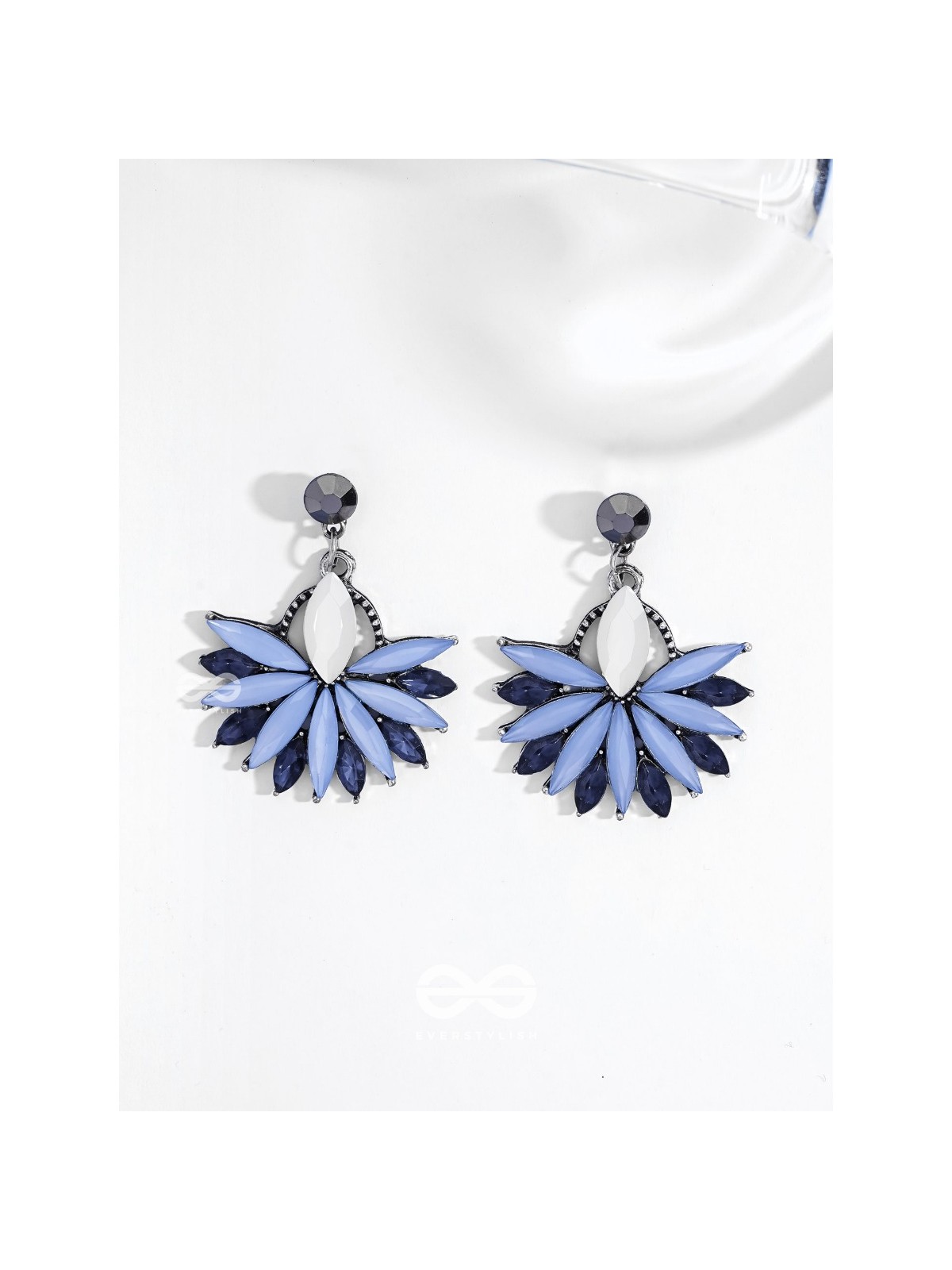 Flower Power Scintillating Blue Earrings