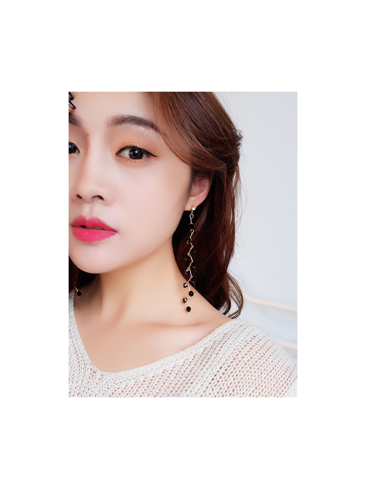 The Branched Elegance Dangling Earrings- Black