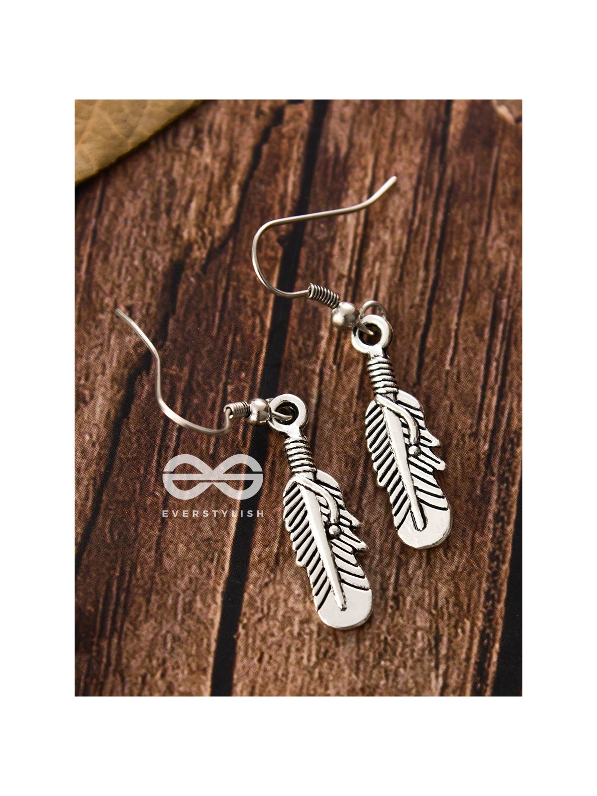 The Dangling Intricate Leaves - Tiny Trinket Earrings