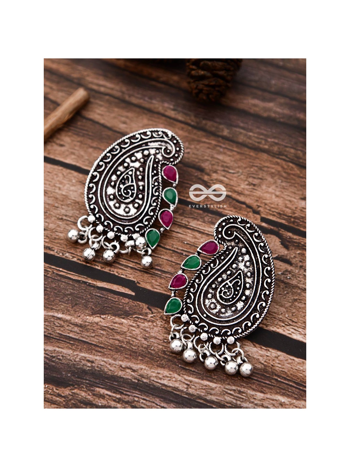 The Vintage Motifs - Ruby Emerald - The Embellished Oxidised Collection