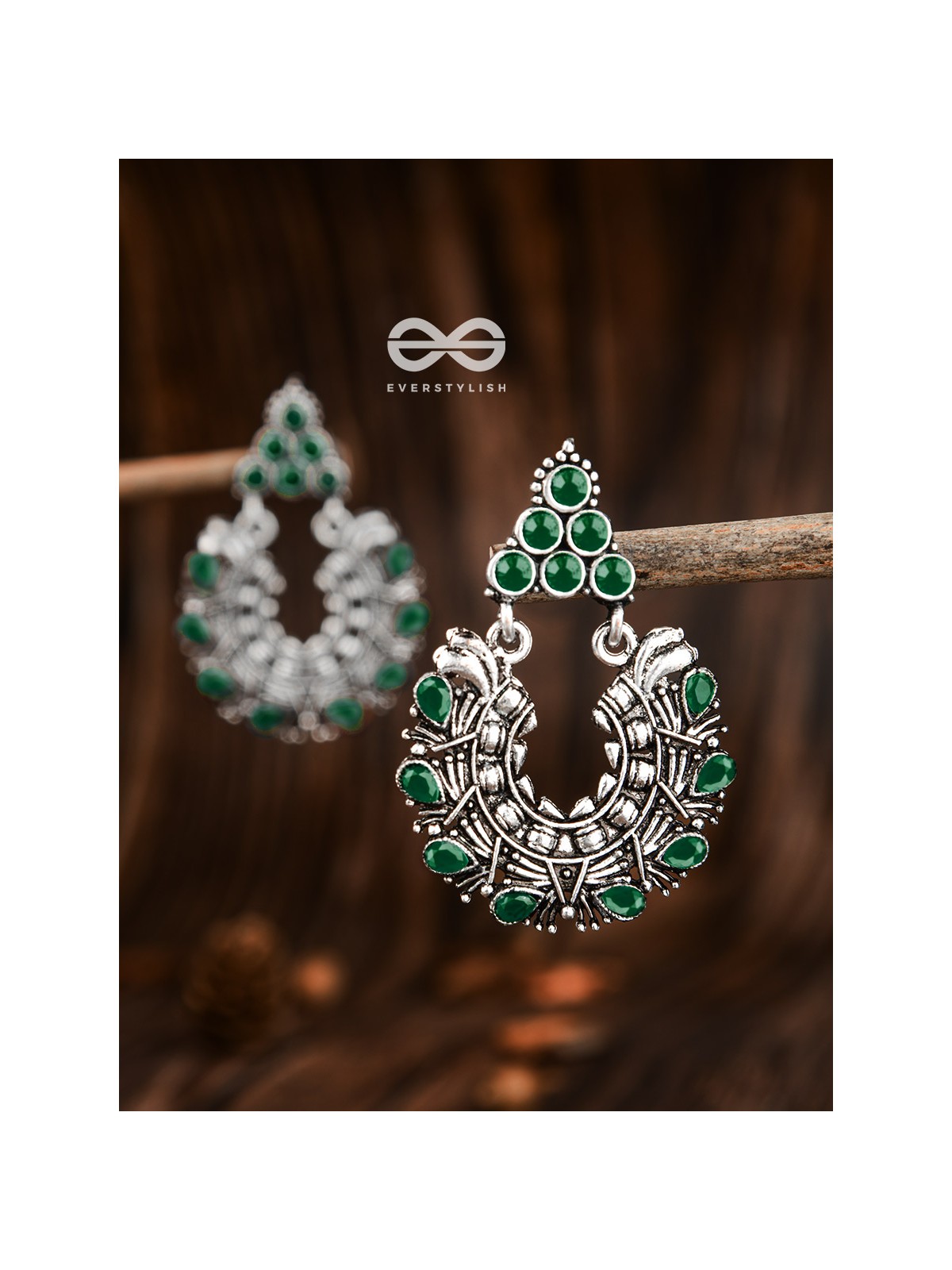 An Intricate Shimmer (Emerald Green) - The Embellished Oxidised Collection