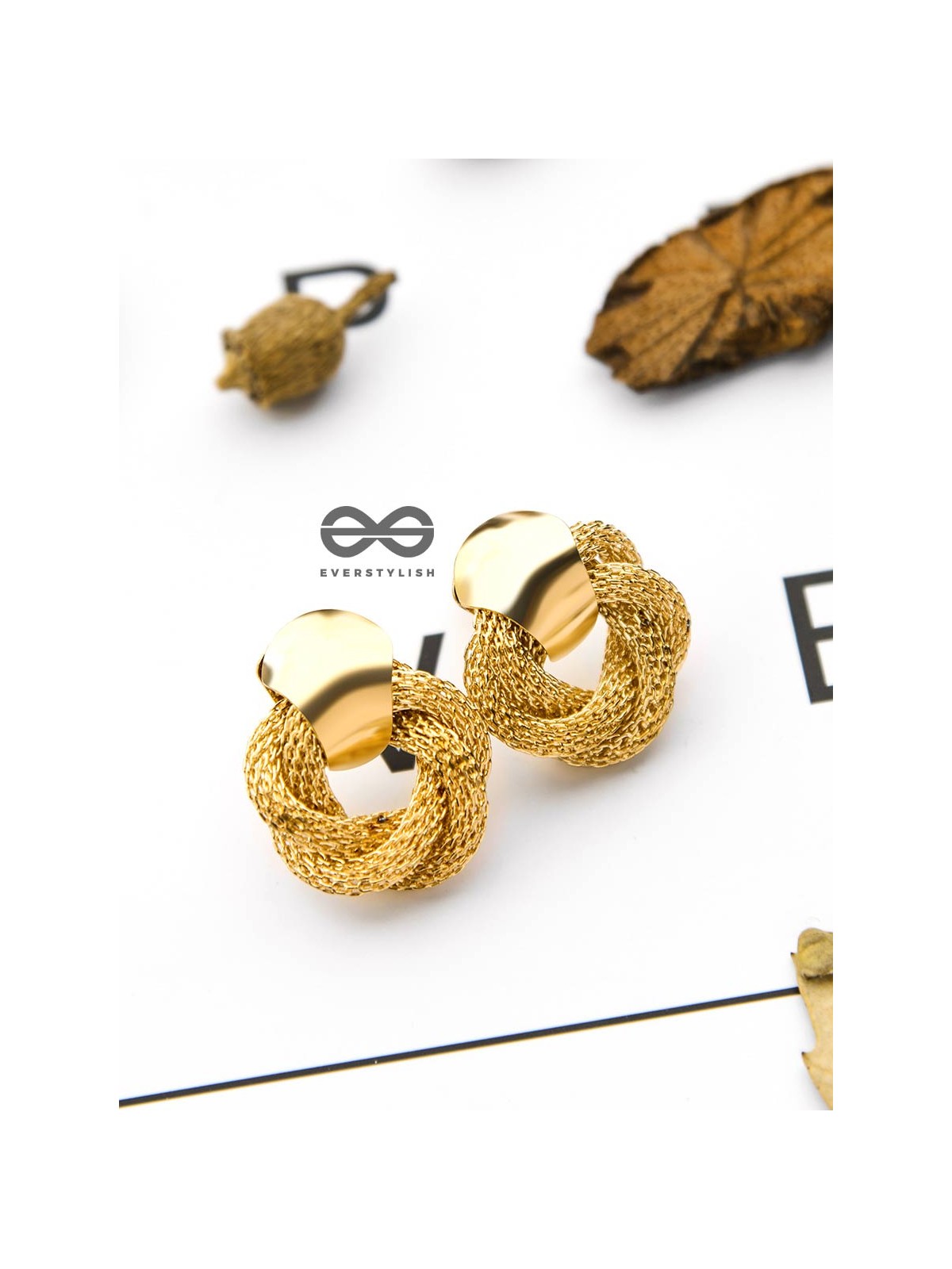 An Elegant Fantasy - Golden Criss-Cross Studs