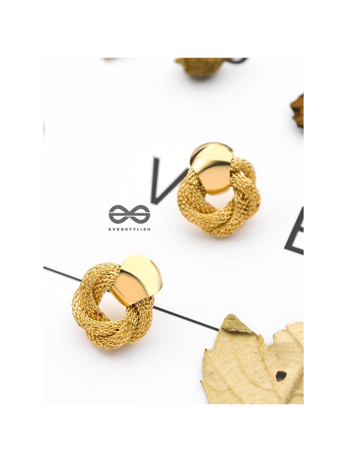 An Elegant Fantasy - Golden Criss-Cross Studs