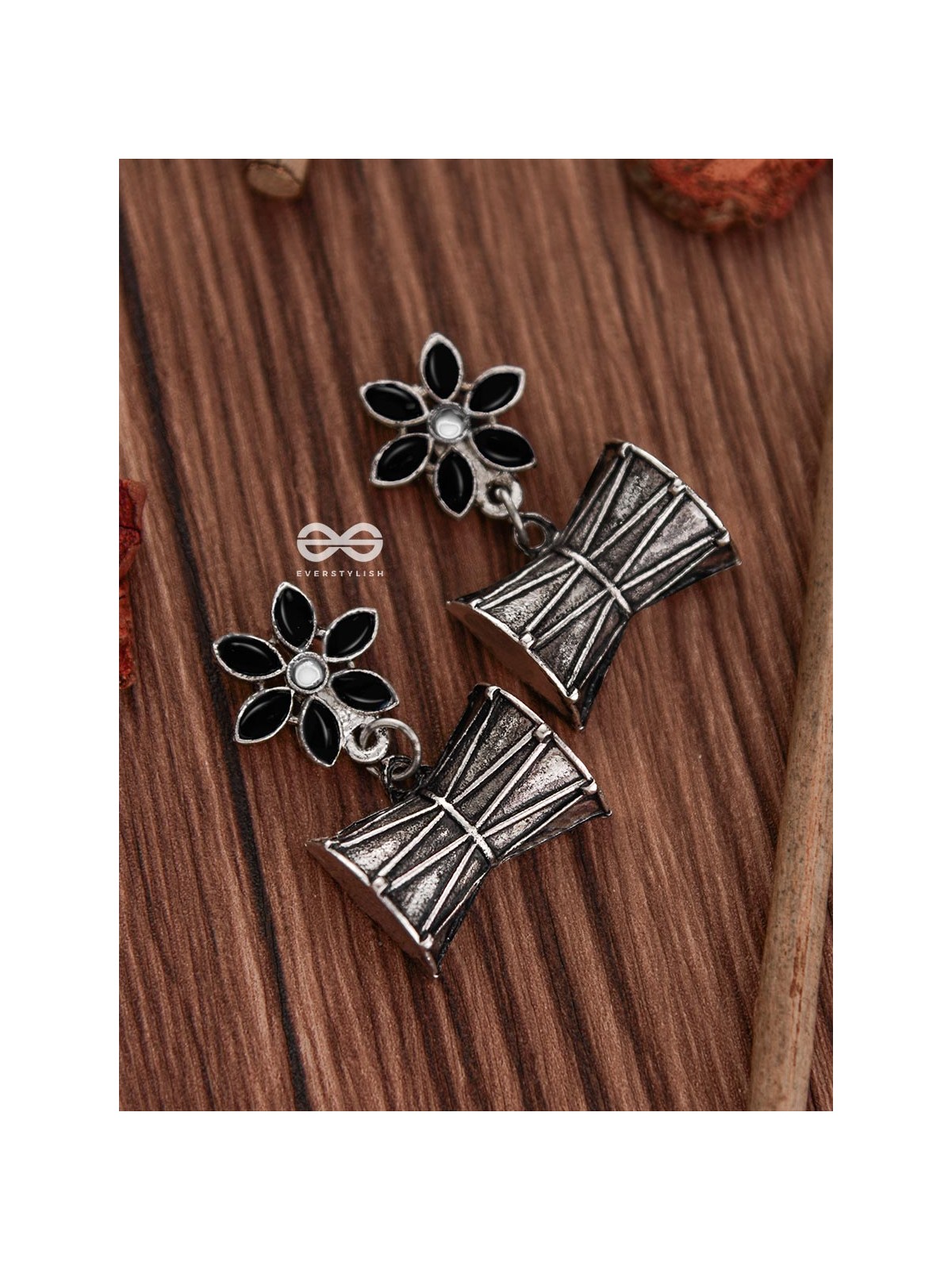 The Little Starry Damroo (Black) - The Embellished Oxidised Collection