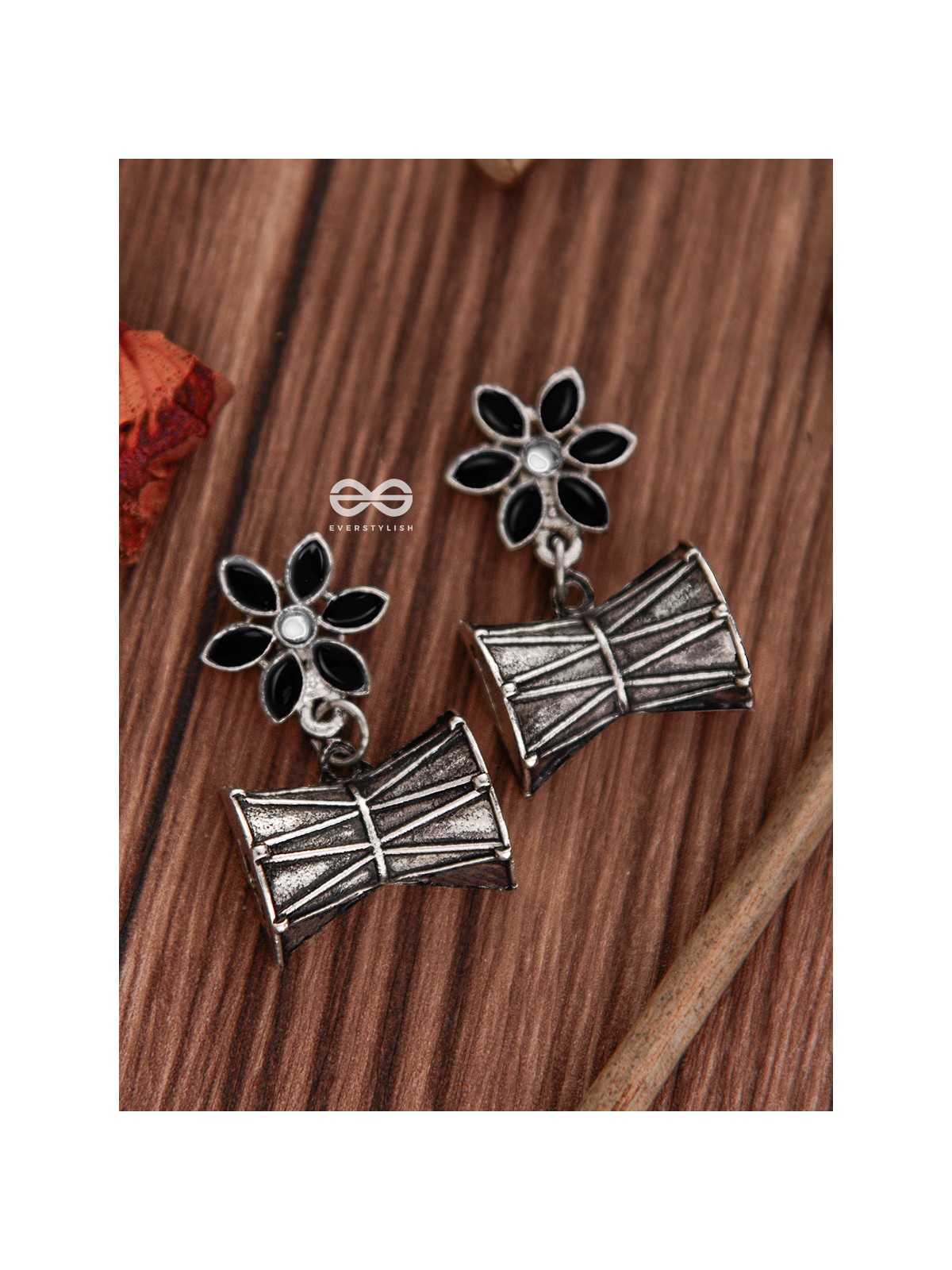 The Little Starry Damroo (Black) - The Embellished Oxidised Collection