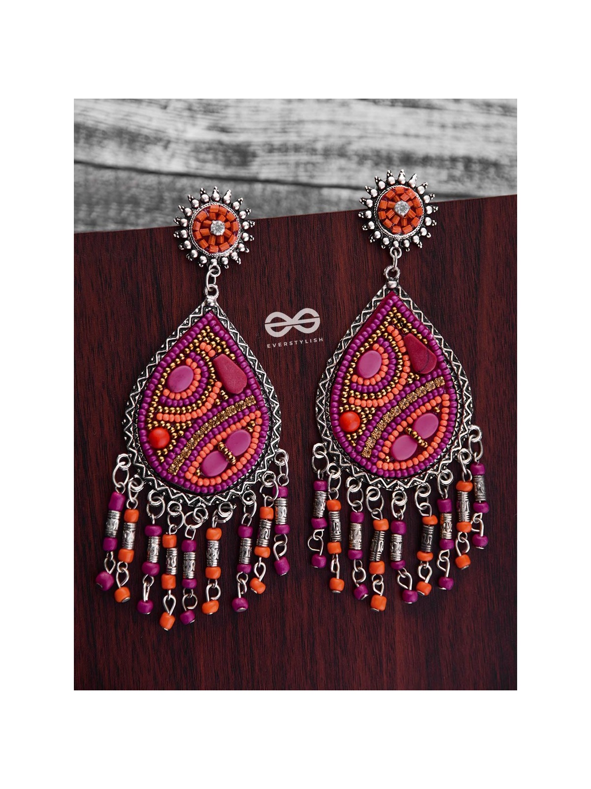 The Mesmerising Intricacy (Orange- Pink) - Embroidered Oxidised Collection