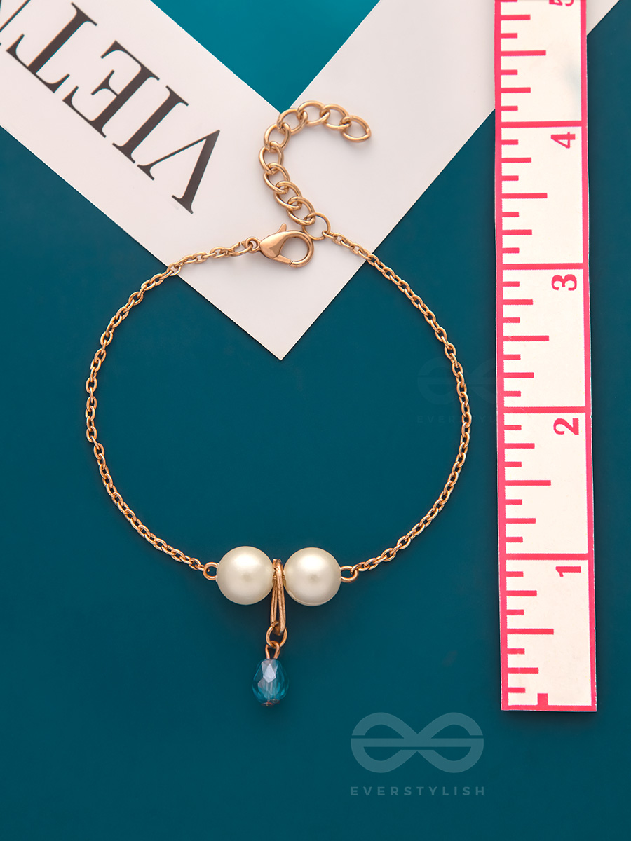 Drip-Drop Rain- Golden Pearls and Bead Anklet